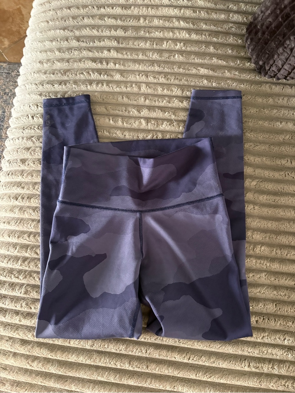 Aerie Navy Camo Leggings